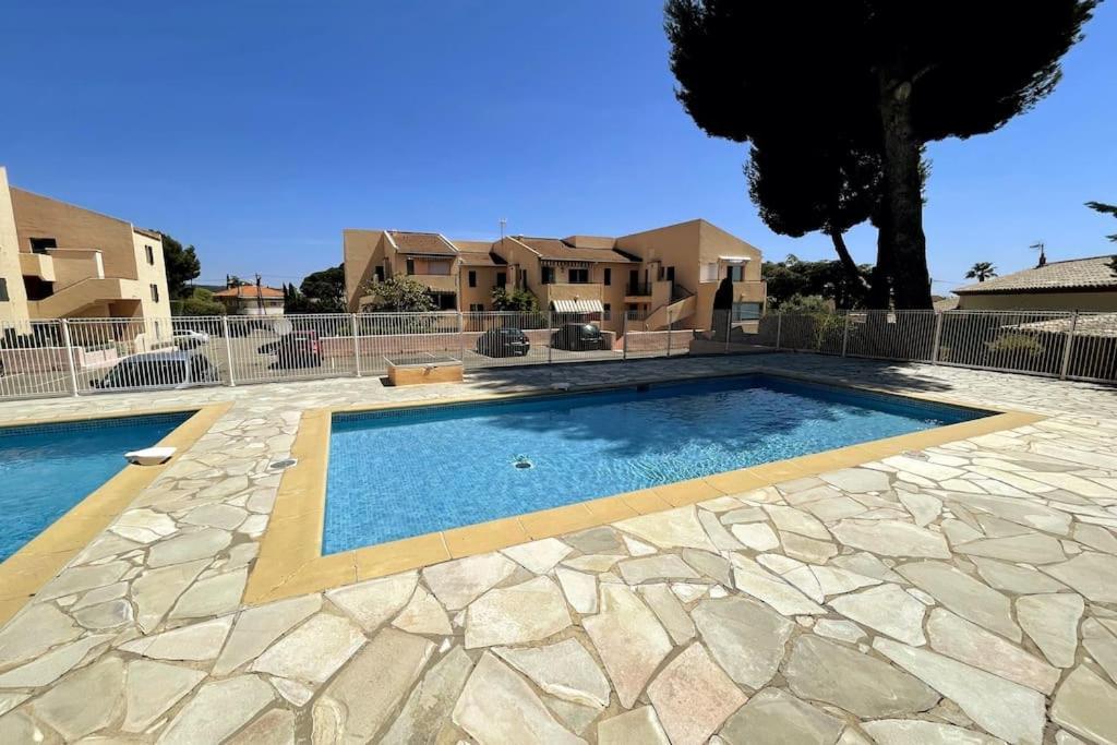 Charmand En Avec Piscine Appartement *