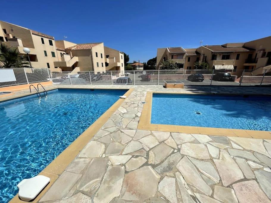 Charmand En Avec Piscine * Bandol